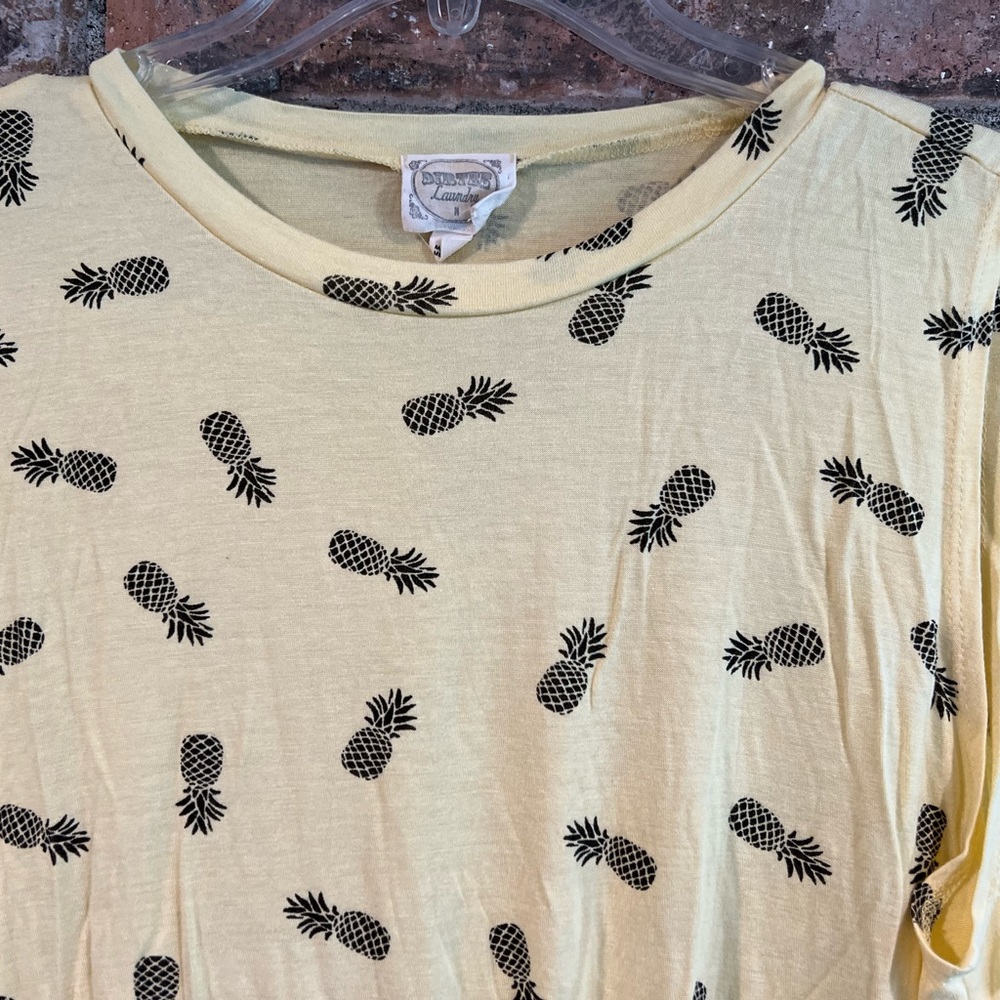Dirtee Laundry Pineapple Tank - Picture 3 of 8